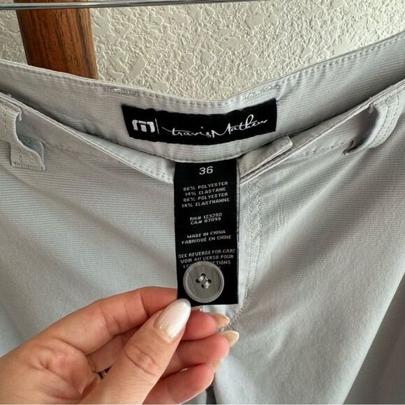 Travis Mathew Men’s Shorts Gray Color Two Back Pockets Size 36 - Picture 6 of 9
